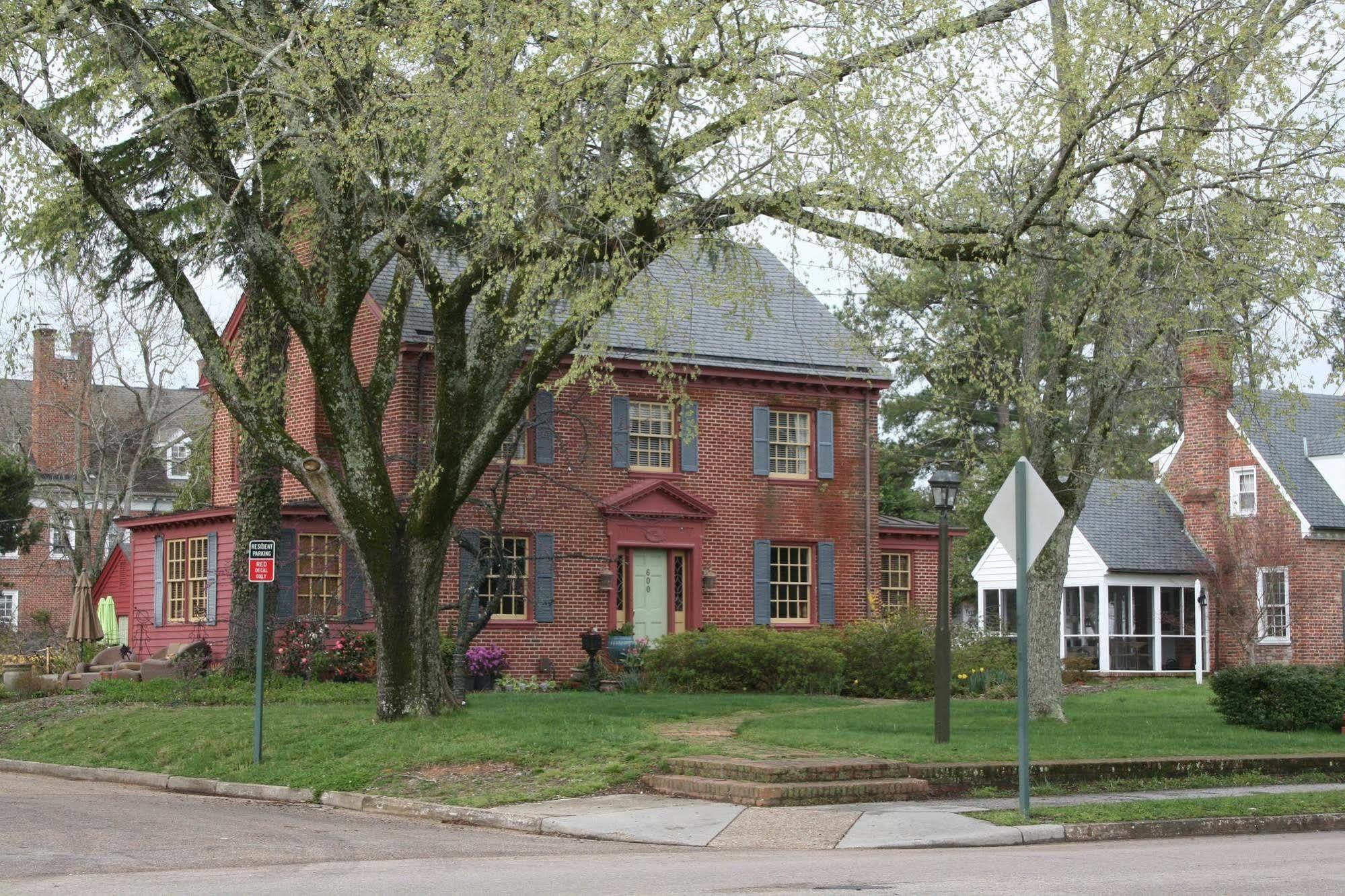 Williamsburg Manor B&B Екстериор снимка
