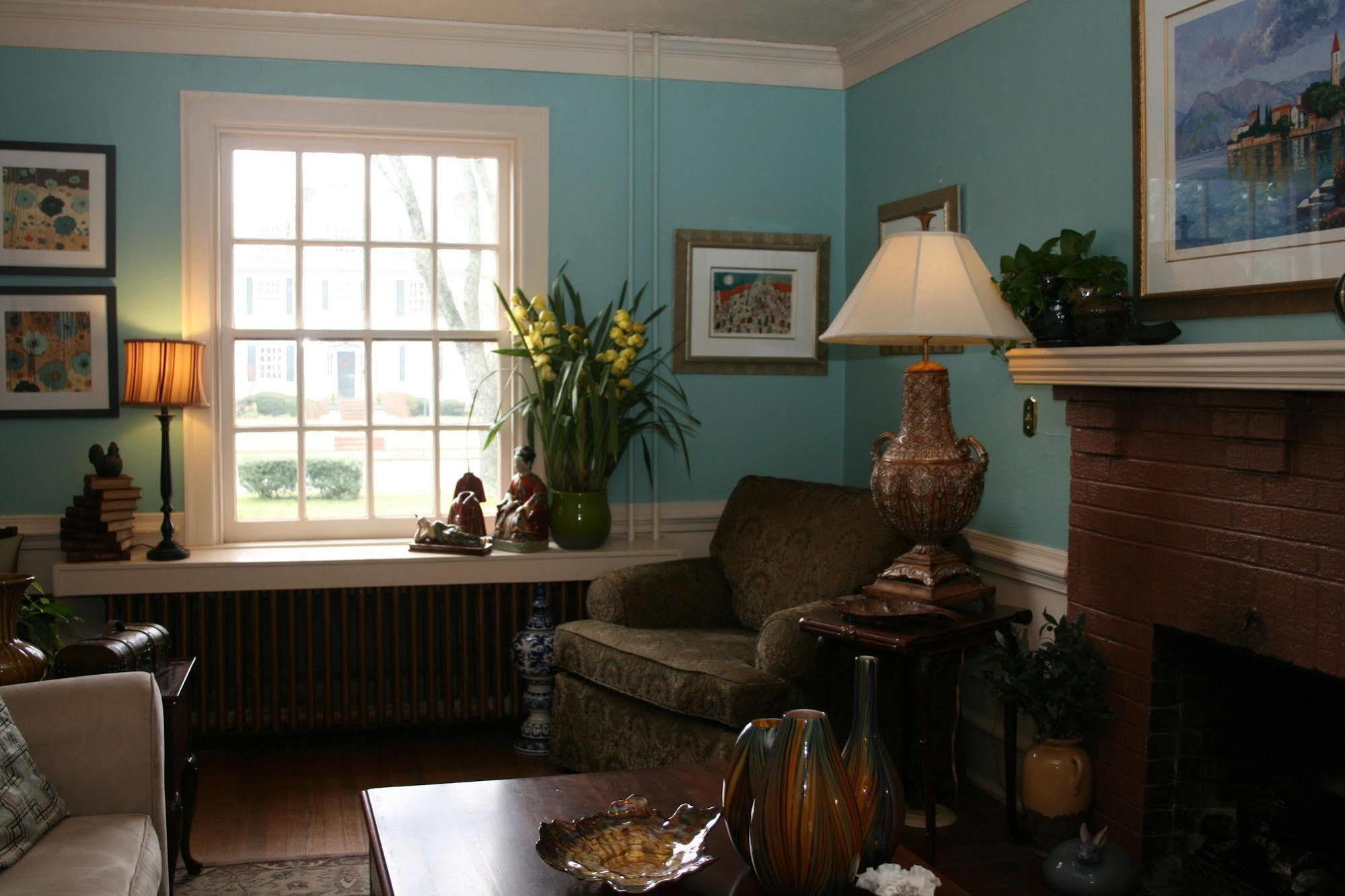 Williamsburg Manor B&B Екстериор снимка