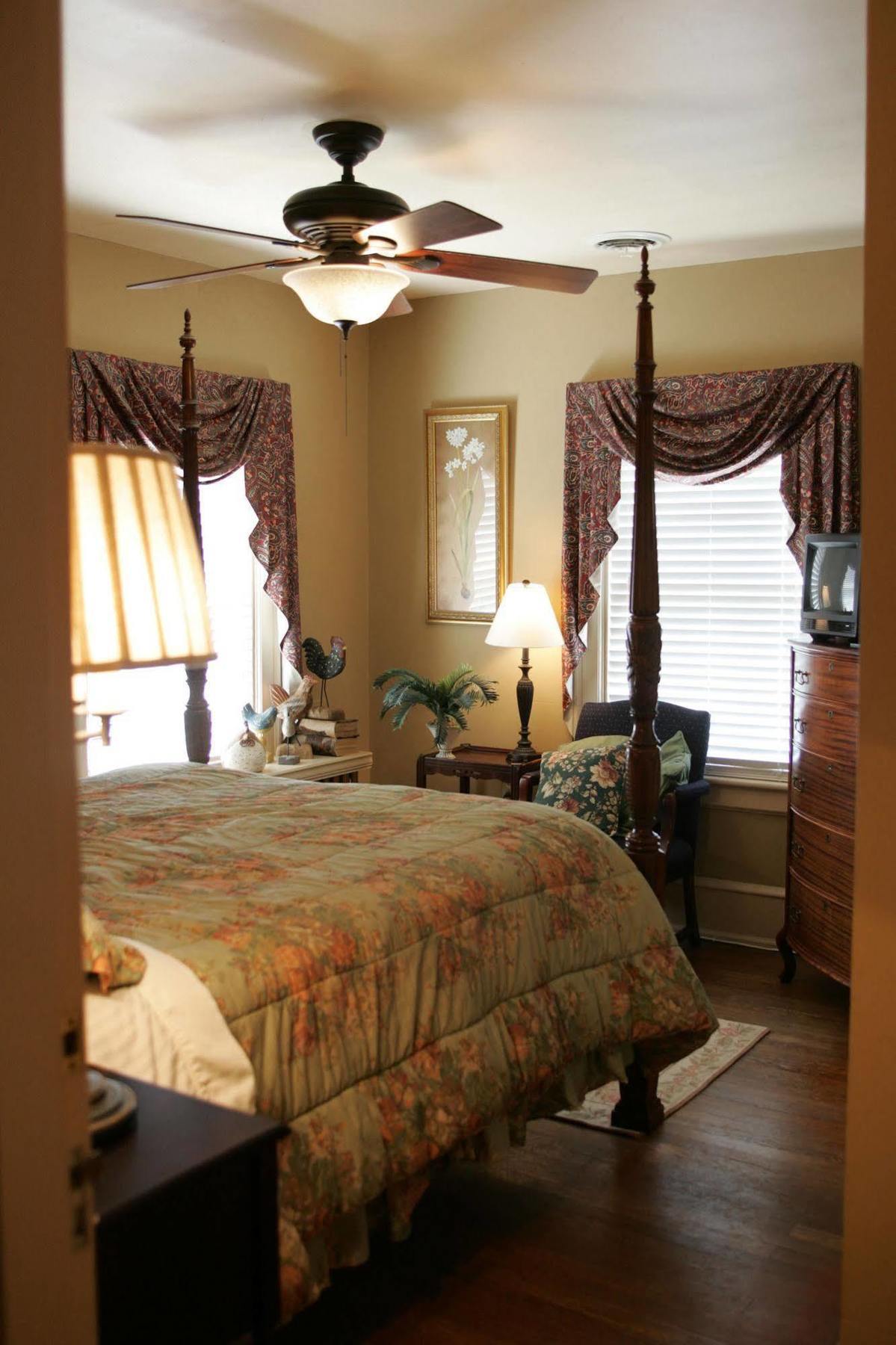 Williamsburg Manor B&B Екстериор снимка